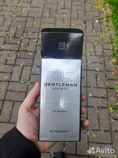 Givenchy gentleman society