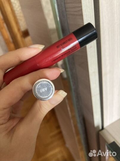 Помады для губ