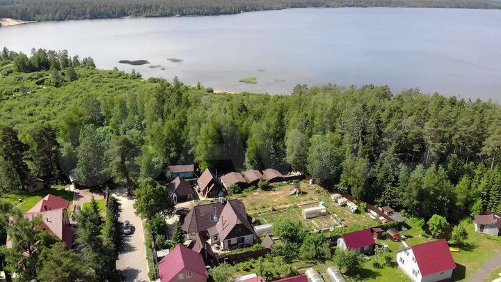 Дом 190 м² на участке 24 сот.