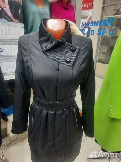 Новое женское пальто с биркой р44 и48