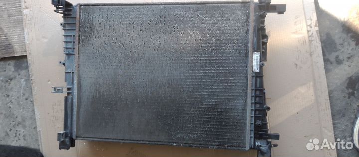 Радиатор охлаждения Reno Logan 2
