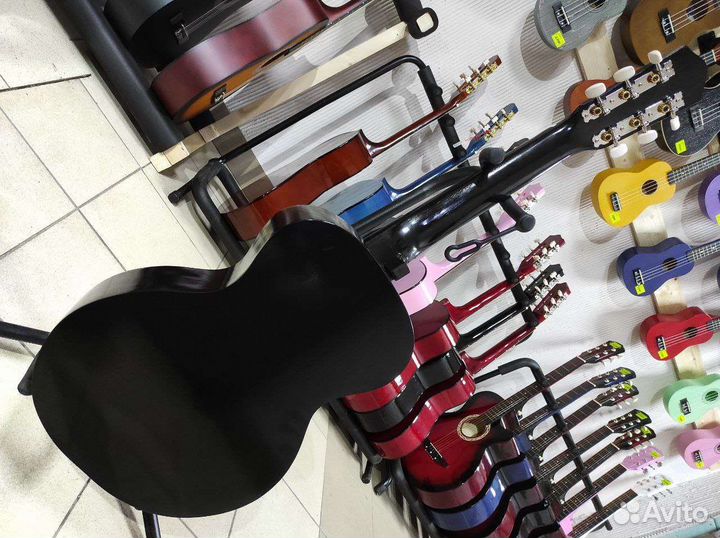 Гитара новая акустическая