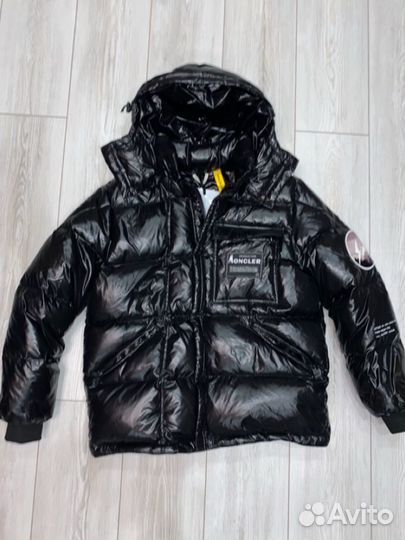 Пуховик moncler