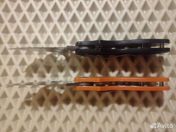 Нож Spyderco Squeak Slpit C154