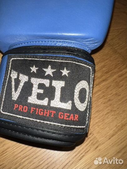 Боксерские перчатки