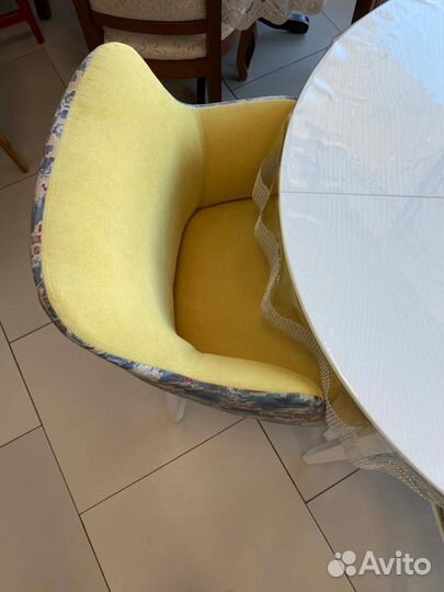 Комплект стол и кресла