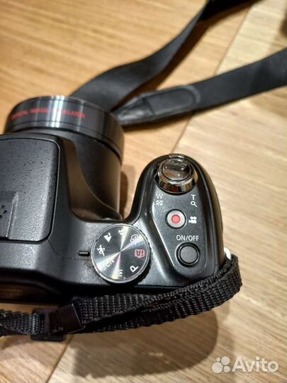 Цифровой фотоаппарат Panasonic