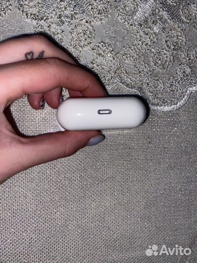 Наушники Apple AirPods Pro (1-го поколения, 2019)