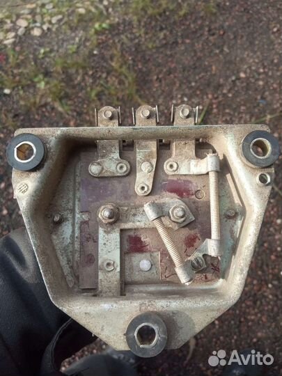 Регулятор напряжения рр330