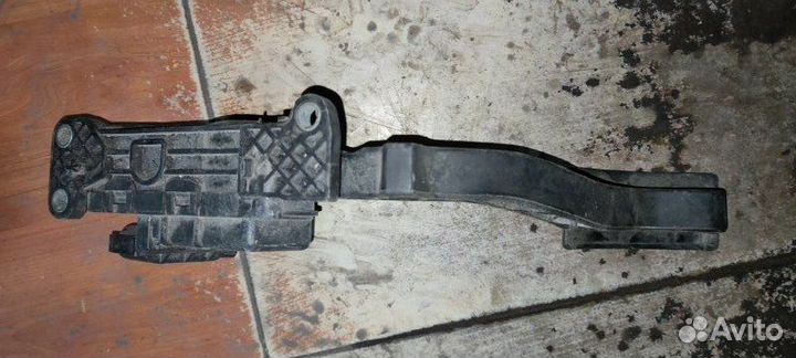 Педаль газа Volvo S40 2 2004-2012