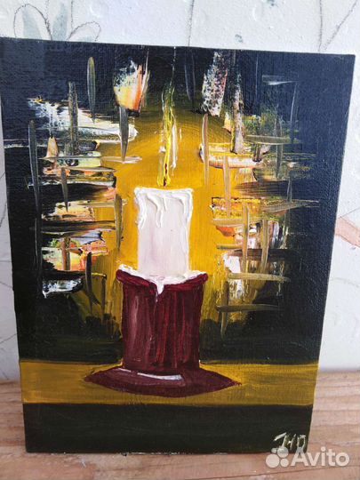 Свеча горит