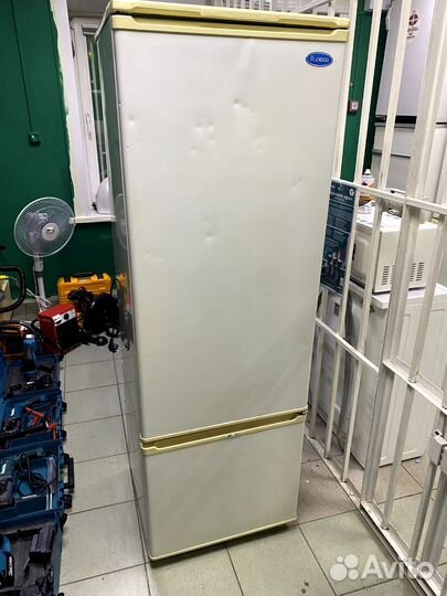 Холодильник Бирюса 224