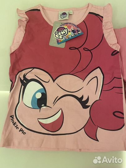 Костюм: шорты, футболка, кофта