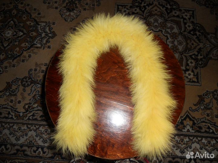 Опушка (воротник) из натурального меха
