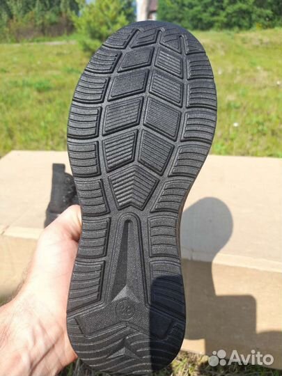 Кроссовки женские летние