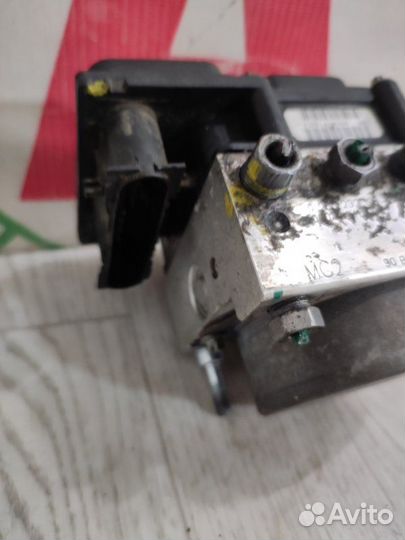 Блок абс Renault Sandero BS K7J 2009