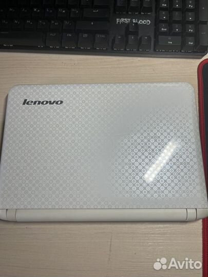 Нетбук Lenovo s10-2