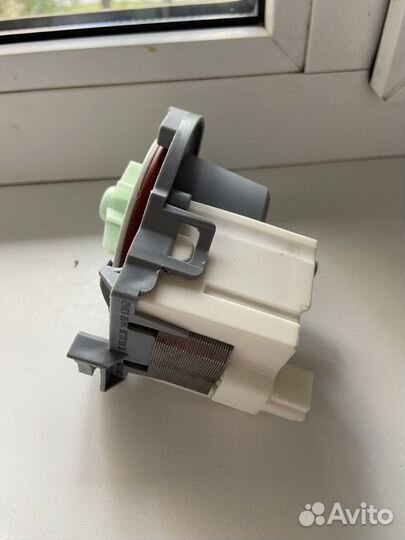 Помпа для посудомойки Hotpoint Ariston