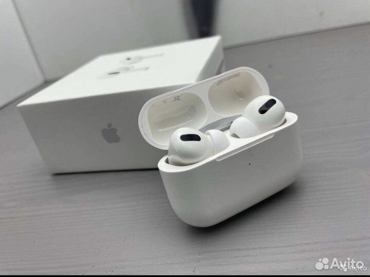 Беспроводные наушники AirPods Pro