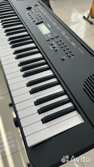 Yamaha PSR-E360B Синтезатор с автоаккомпанементом