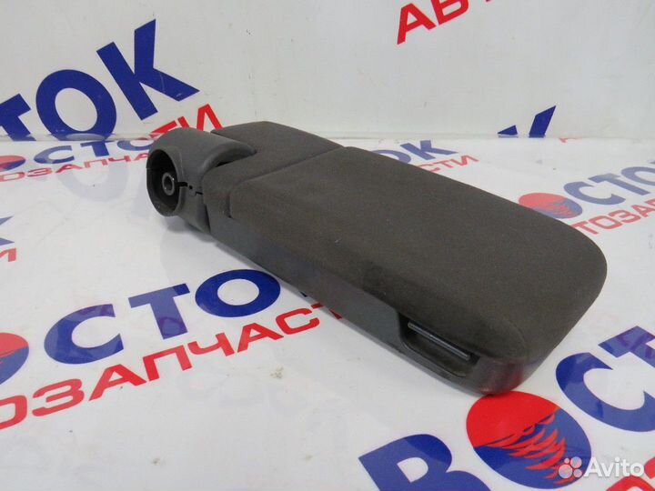 Подлокотник mazda premacy CP8W, cpew