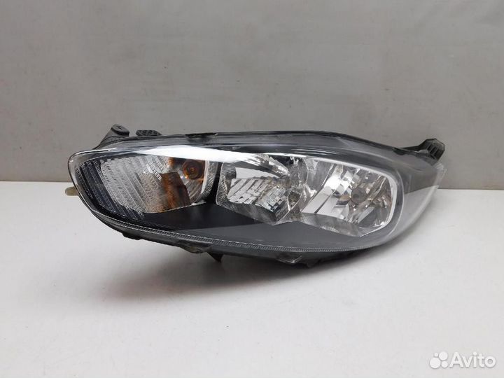 Фара левая Ford Fiesta