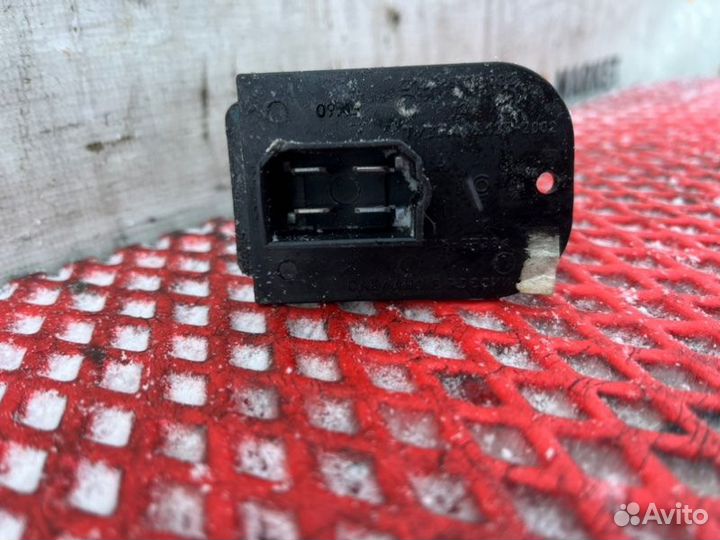 Резистор отопителя Chevrolet Niva Bertone 1.7 2010