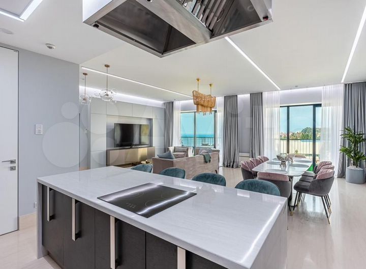 3-к. апартаменты, 165 м², 11/26 эт.