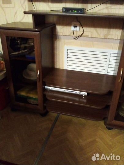 Тумба под телевизор