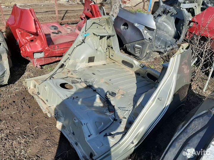 Кузов рено сандеро 1