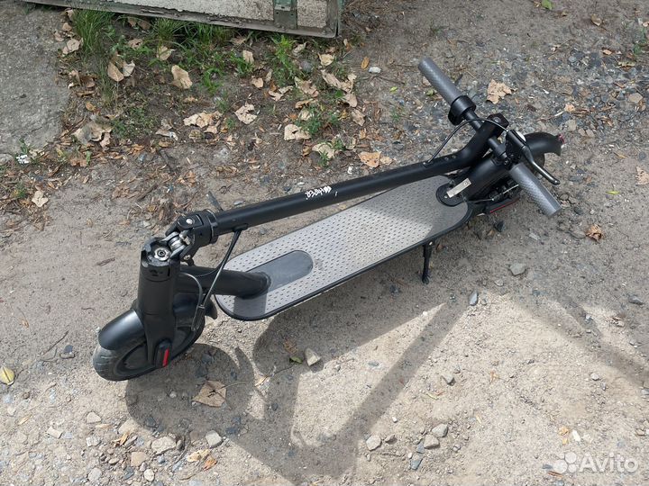 Электросамокат Hiper M85C