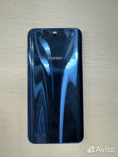 Планшет, телефон