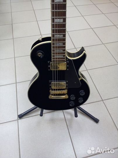 Электрогитара Les Paul Custom