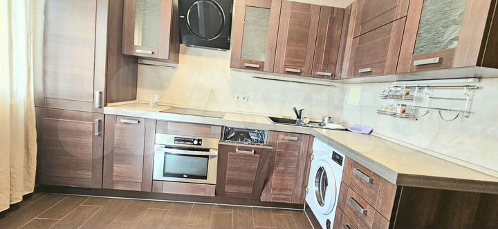 2-к. квартира, 75 м², 7/16 эт.