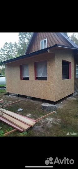 Строительная бригада плотник пристройка к дому