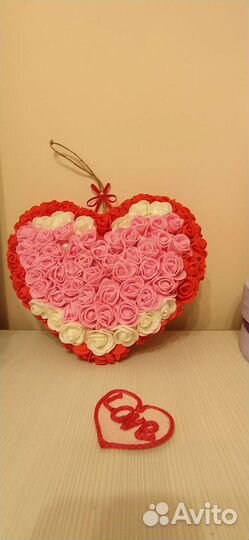 Сердце из роз- подарочное панно