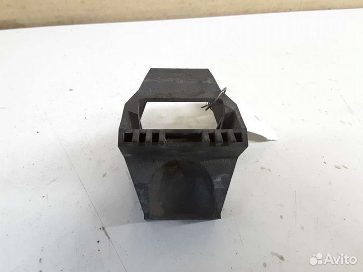 Кронштейн Радиатора на BMW 3 (E46) (бмв 3 (Е46)