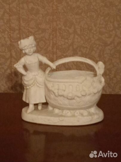 Фигурки фарфоровые разные, винтаж