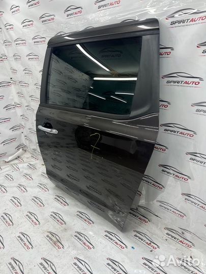 Дверь задняя левая Kia Carnival 3 2.2 D4HB