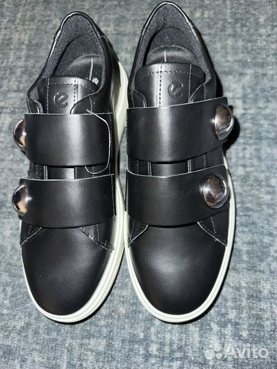 Женские кросовки ecco