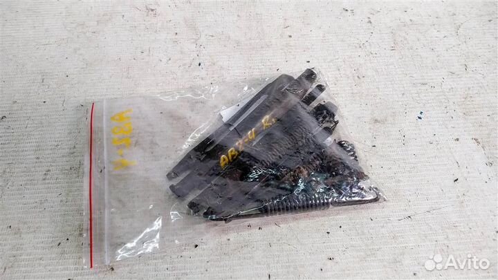 Установочный км-т колодок задних Audi 80 B2 78-84г