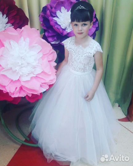 Нарядное платье для девочки