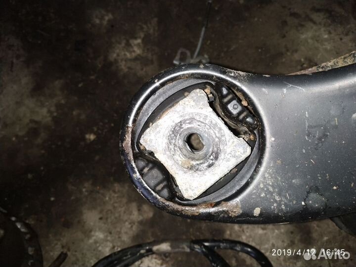 Балка задняя для Mercedes Benz W203 2000-2006