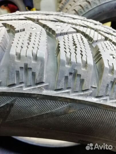 Bridgestone Ice Cruiser 7000 205/55 R16 109