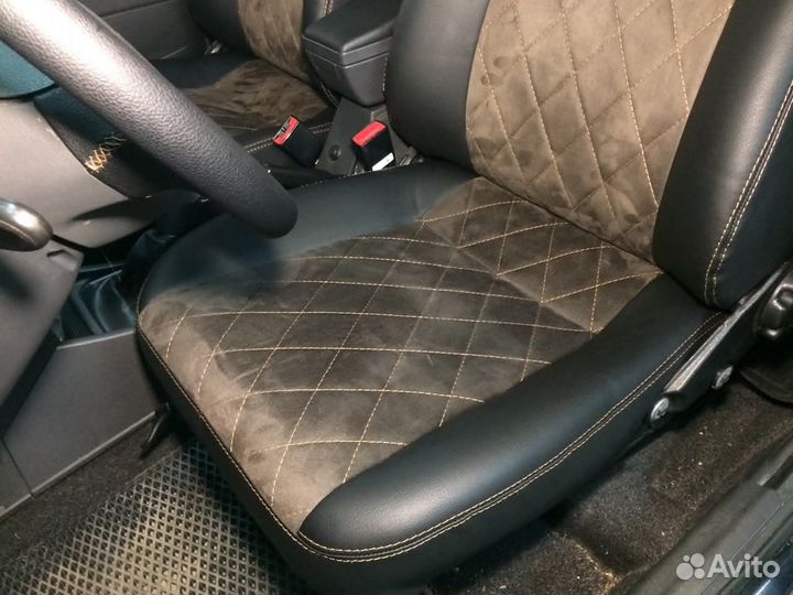 Чехлы на ваз 2110