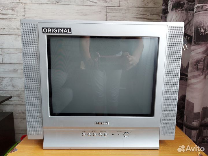 Телевизор samsung