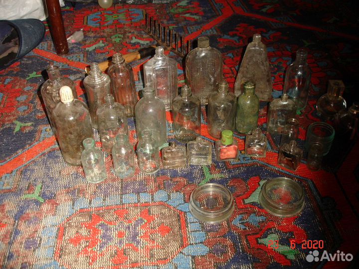 Бутылки,флакончики,бутыльки