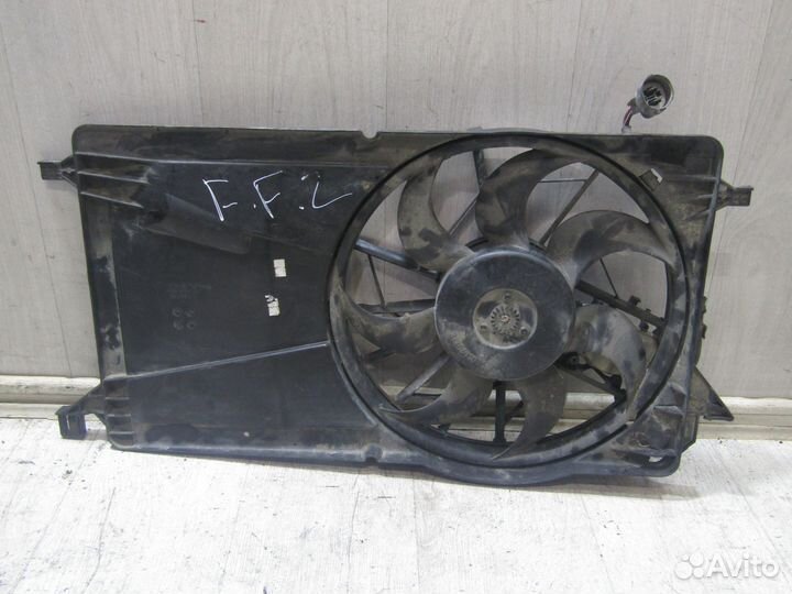 Ford Focus 2 вентилятор охлаждения 2.0