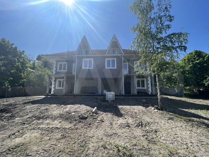 Коттедж 500 м² на участке 15 сот.