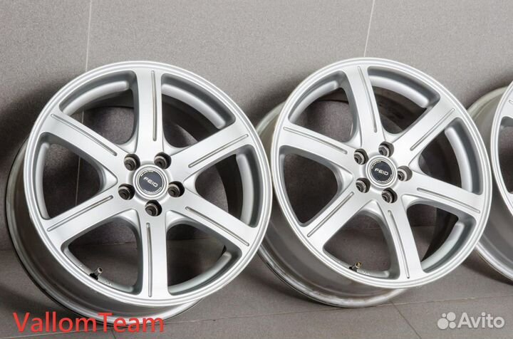 Лот UP44319 Фирменные 17-е диски Bridgestone feid